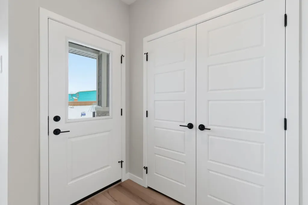 440 Lewiston Landing NE Calgary AB T3P 2J5