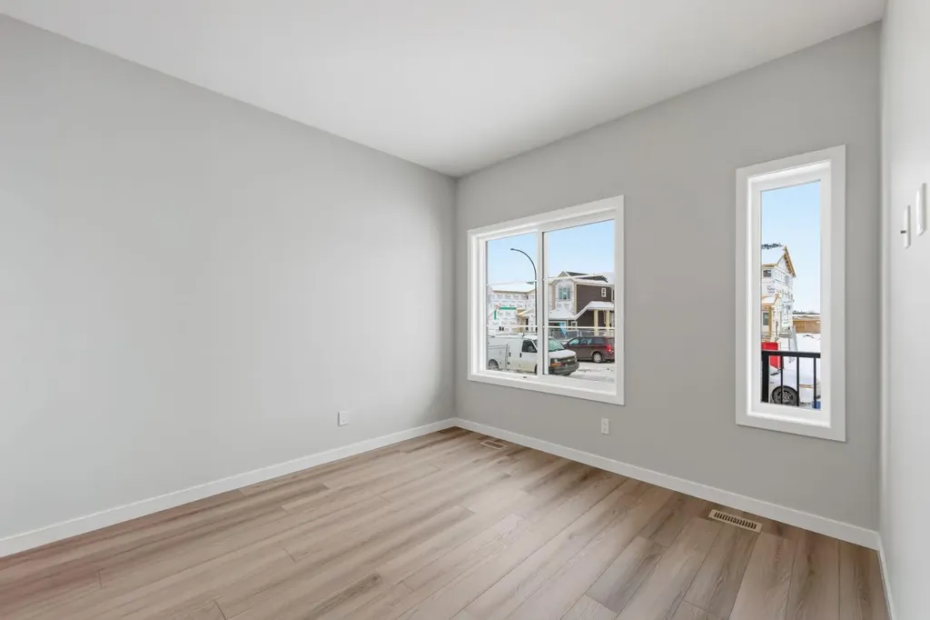 440 Lewiston Landing NE Calgary AB T3P 2J5