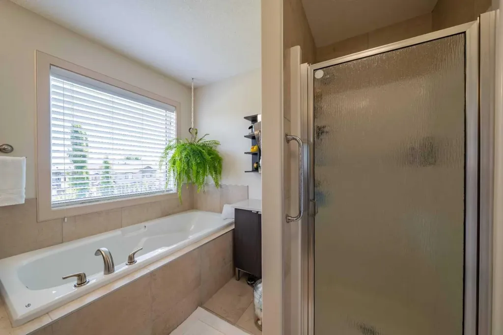 144 Everhollow Street SW Calgary AB T2Y 0B1