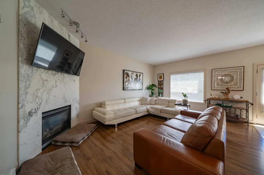 144 Everhollow Street SW Calgary AB T2Y 0B1