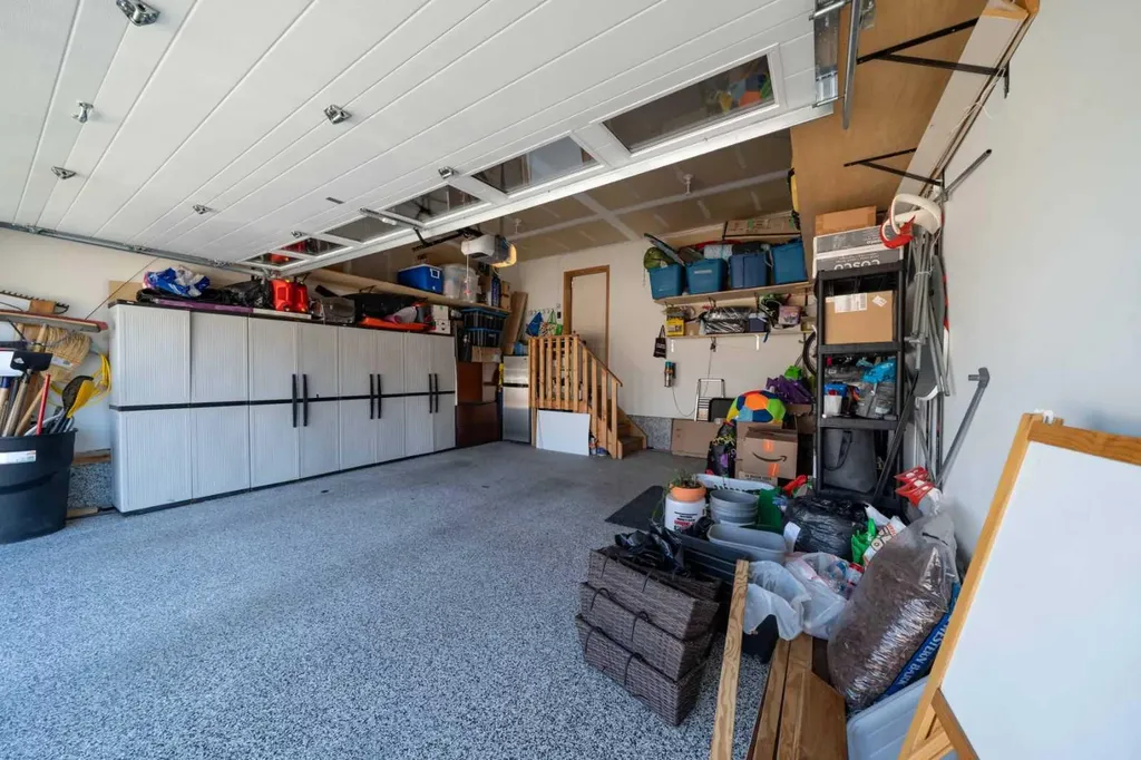 144 Everhollow Street SW Calgary AB T2Y 0B1