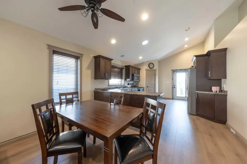 5314 14 Street Lloydminster AB T9V2K1