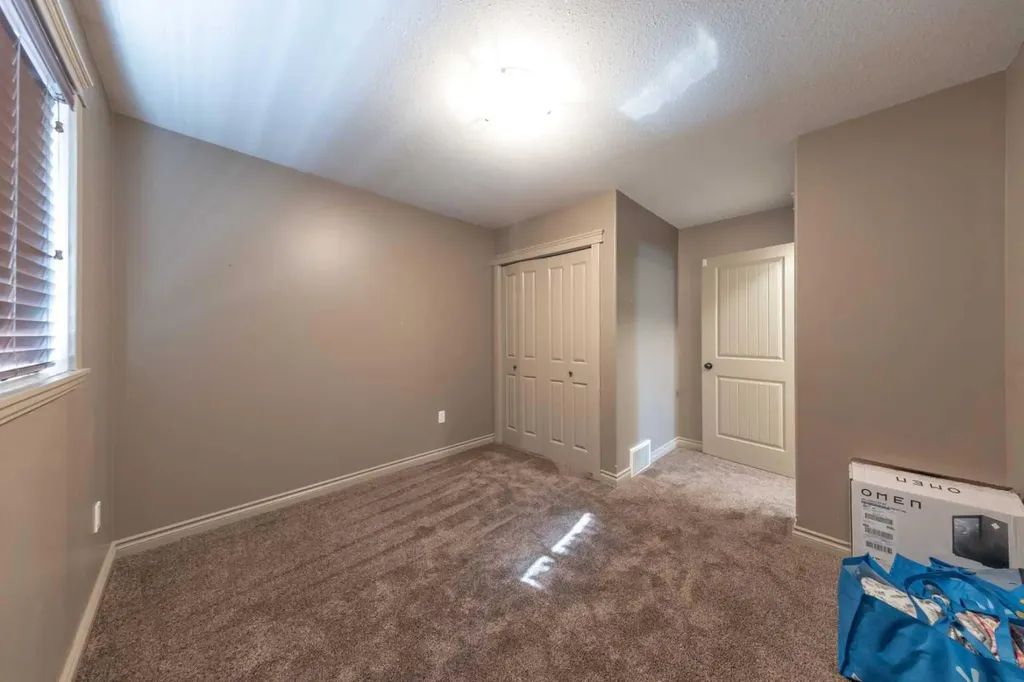5314 14 Street Lloydminster AB T9V2K1