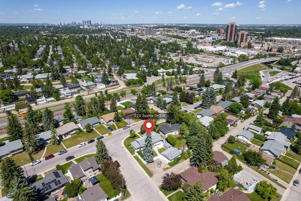 723 Seattle Drive SW Calgary AB T2W0M8
