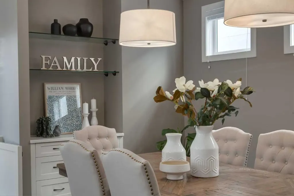 428 21 Avenue NE Calgary AB T2E 1S6