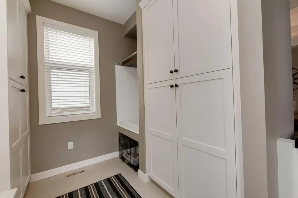 428 21 Avenue NE Calgary AB T2E 1S6