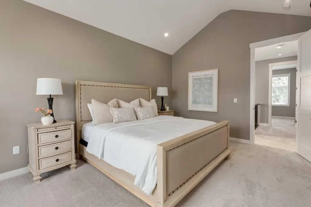 428 21 Avenue NE Calgary AB T2E 1S6