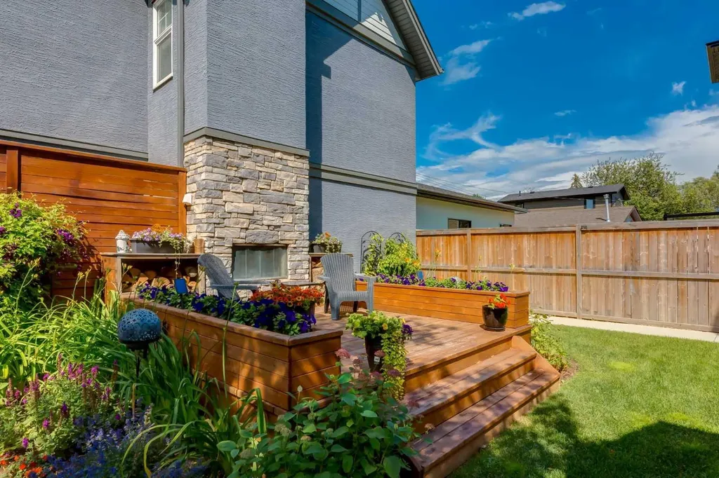 428 21 Avenue NE Calgary AB T2E 1S6