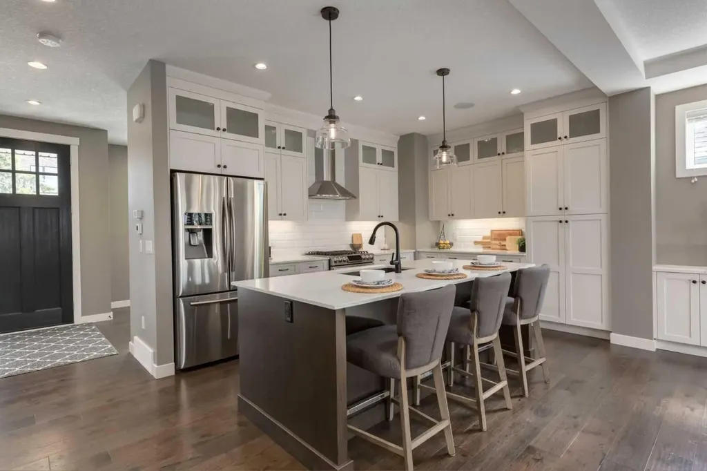 428 21 Avenue NE Calgary AB T2E 1S6