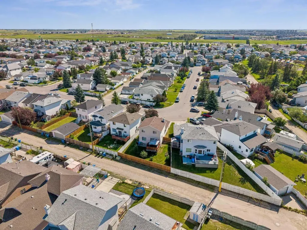 100 Applemont Close SE Calgary AB T2A 7S3