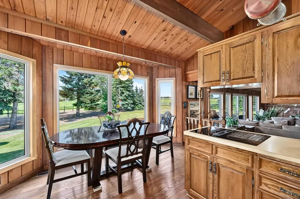 261136 Range Road 33 Rural Rocky View County AB T4C 0G6