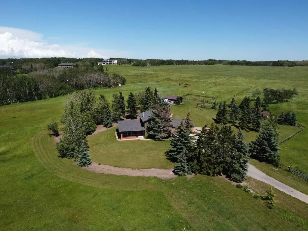 261136 Range Road 33 Rural Rocky View County AB T4C 0G6
