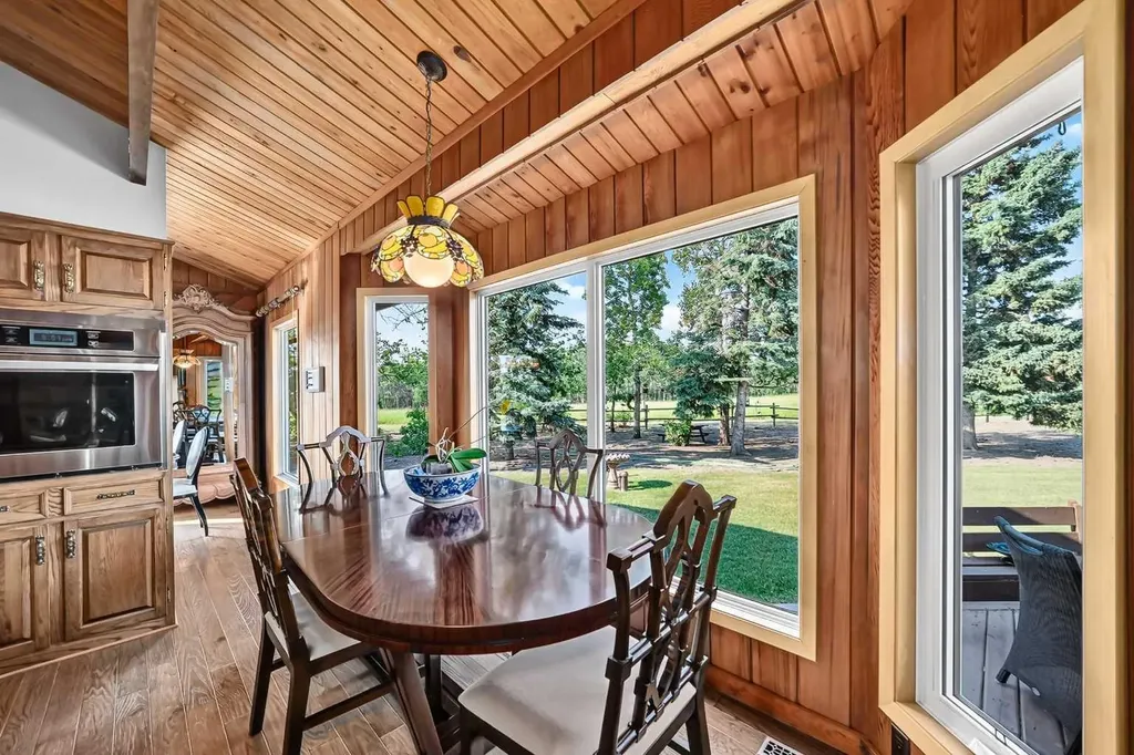 261136 Range Road 33 Rural Rocky View County AB T4C 0G6