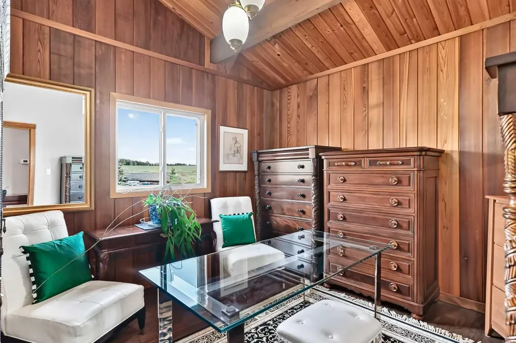261136 Range Road 33 Rural Rocky View County AB T4C 0G6