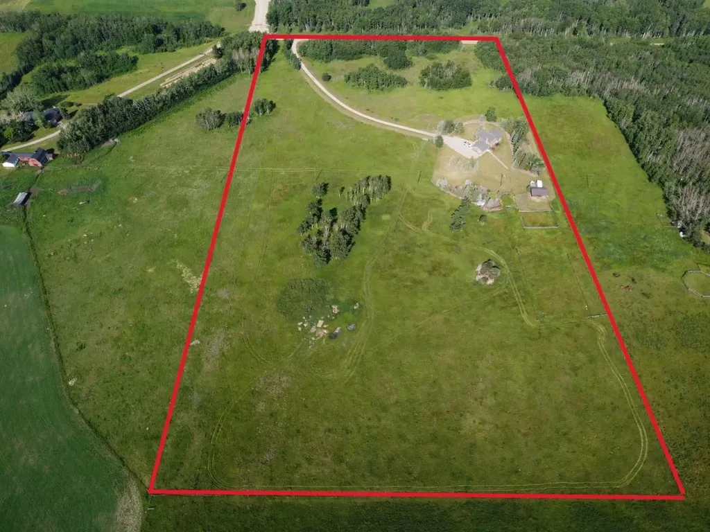 261136 Range Road 33 Rural Rocky View County AB T4C 0G6