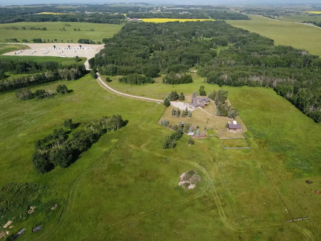 261136 Range Road 33 Rural Rocky View County AB T4C 0G6