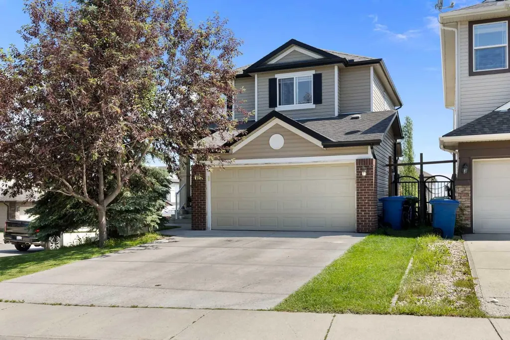 590 Coopers Drive SW Airdrie AB T4B 3M4