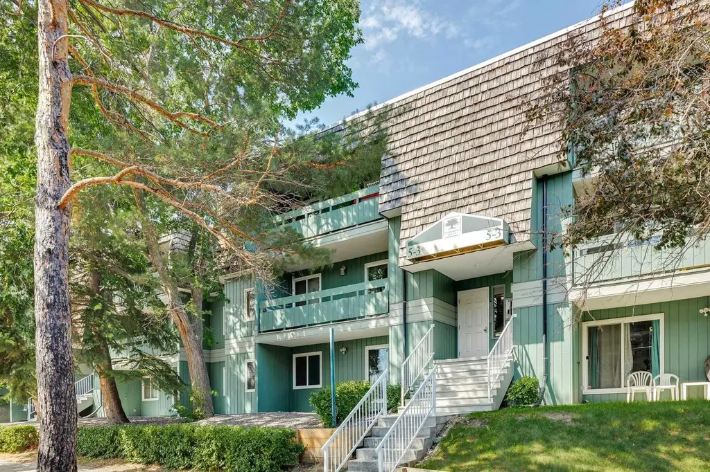 315 Southampton Drive SW Calgary AB T2W2T6