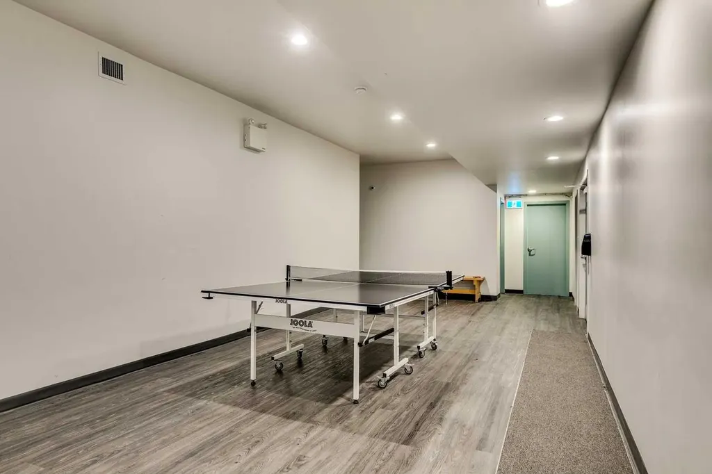 315 Southampton Drive SW Calgary AB T2W2T6