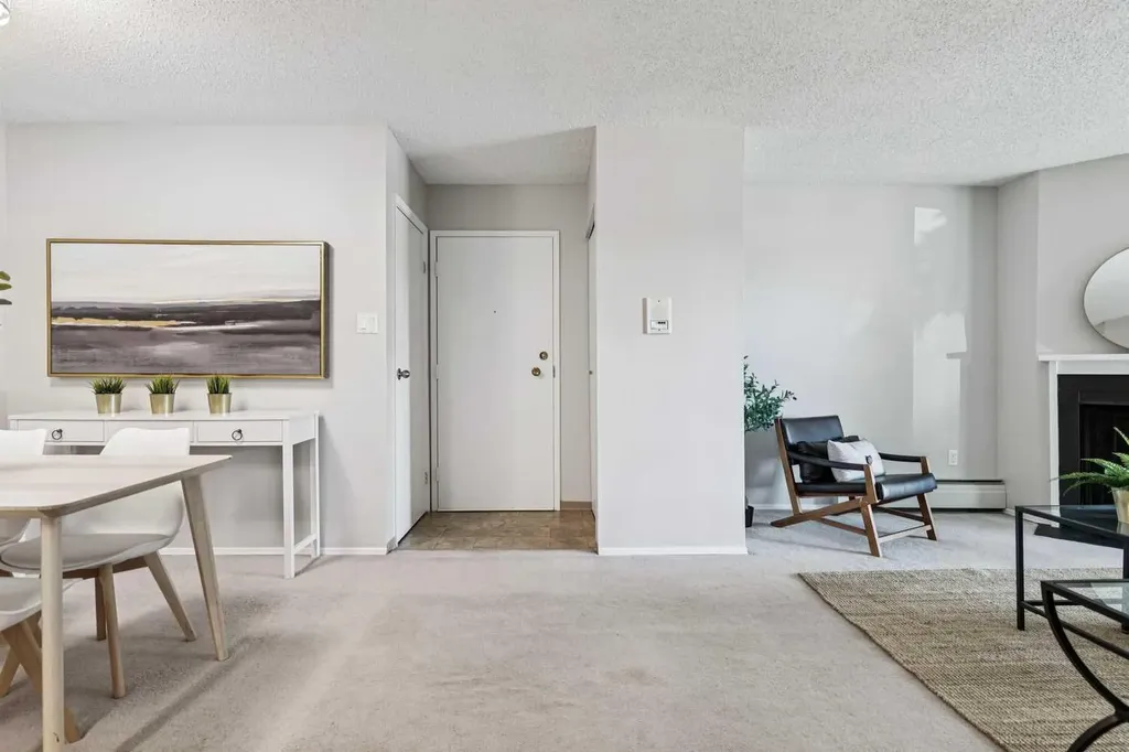 315 Southampton Drive SW Calgary AB T2W2T6