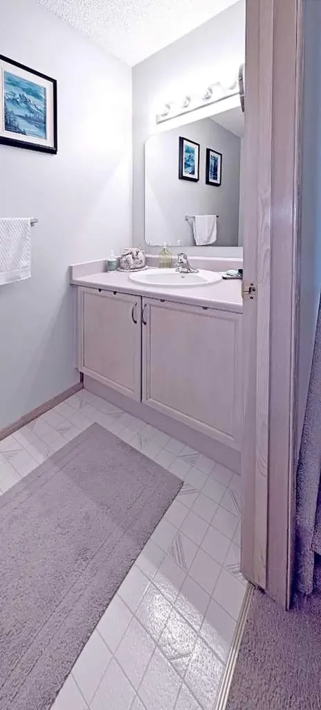12 Shawbrooke Court SW Calgary AB T2Y 3G2