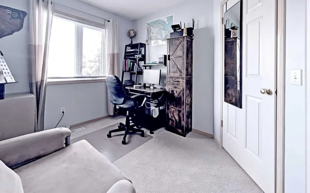 12 Shawbrooke Court SW Calgary AB T2Y 3G2