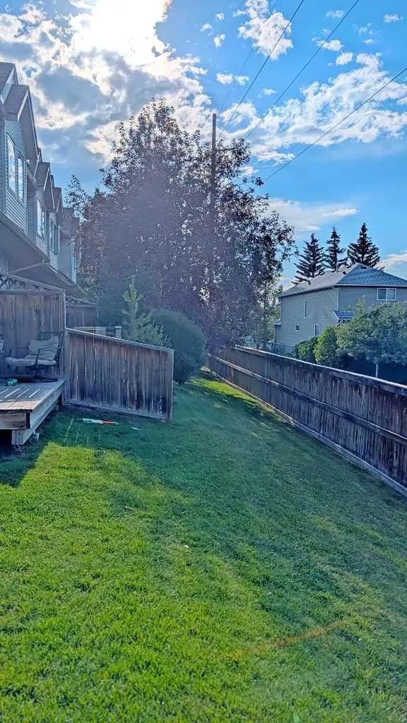 12 Shawbrooke Court SW Calgary AB T2Y 3G2