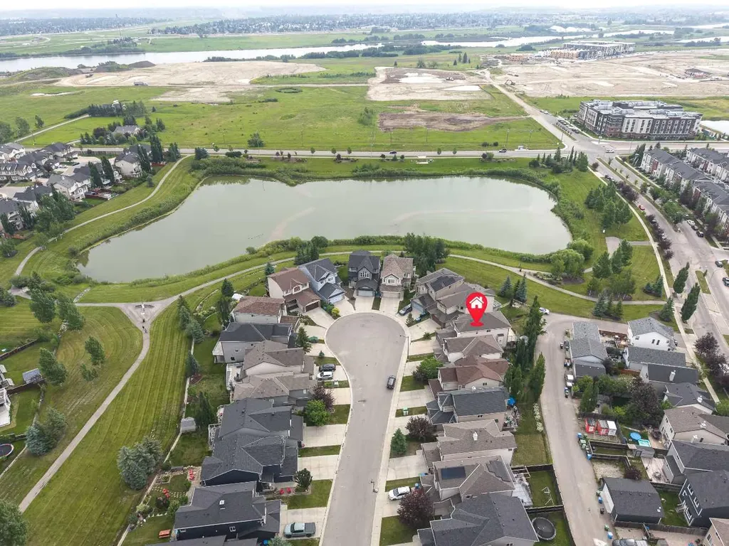 125 Silverado Range Cove SW Calgary AB T2X 0E1