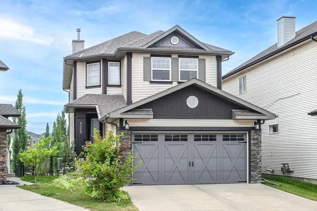 125 Silverado Range Cove SW Calgary AB T2X 0E1