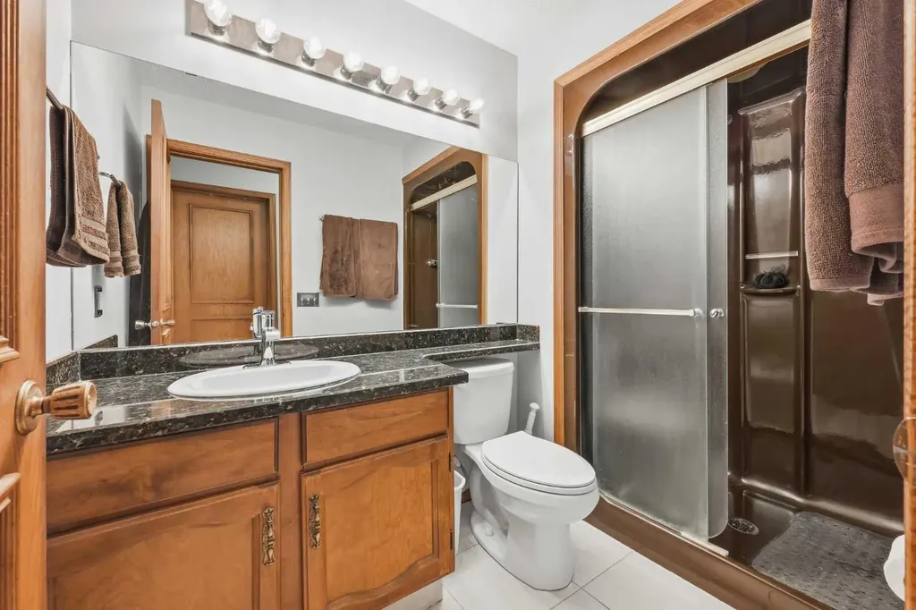 149 Edgehill Drive NW Calgary AB T3A 2W5