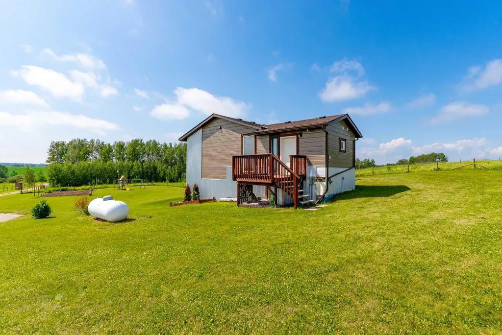 60038 Township Road 36-2 Township Rural Clearwater County AB T0M 0M0
