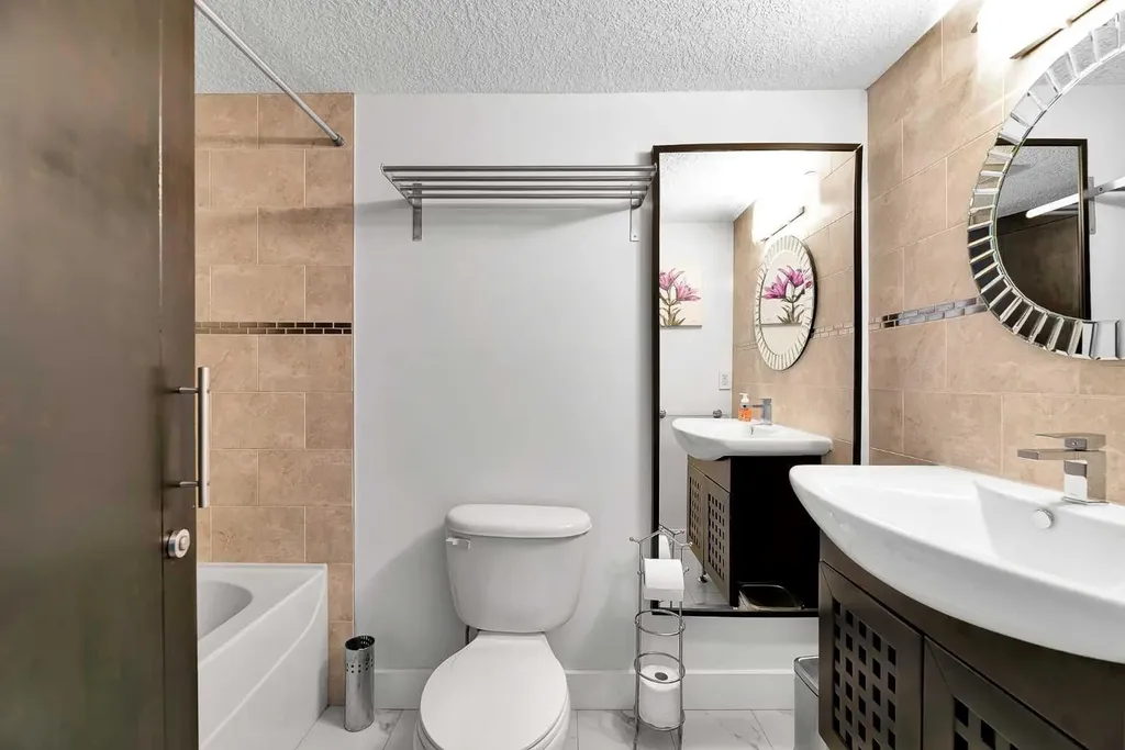 1730 7 Street Calgary AB t2t2w6