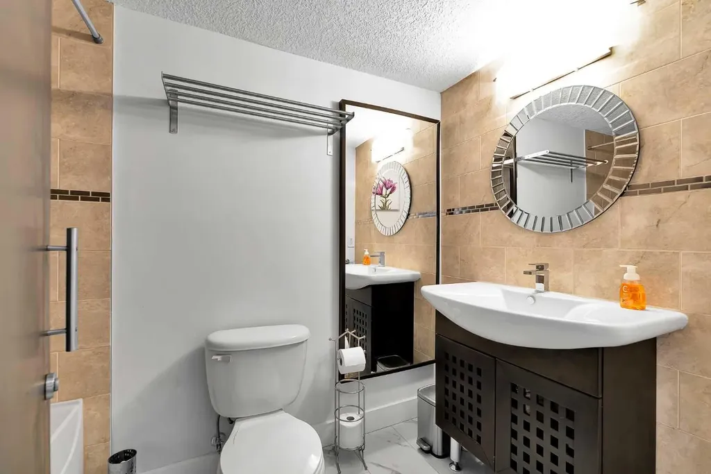 1730 7 Street Calgary AB t2t2w6