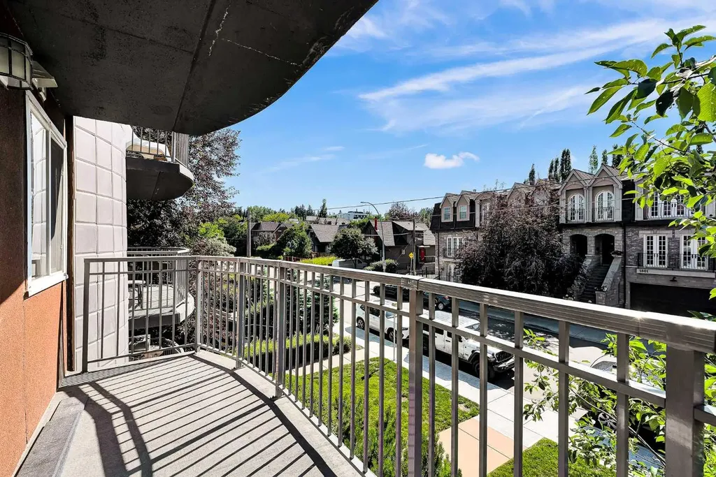 1730 7 Street Calgary AB t2t2w6