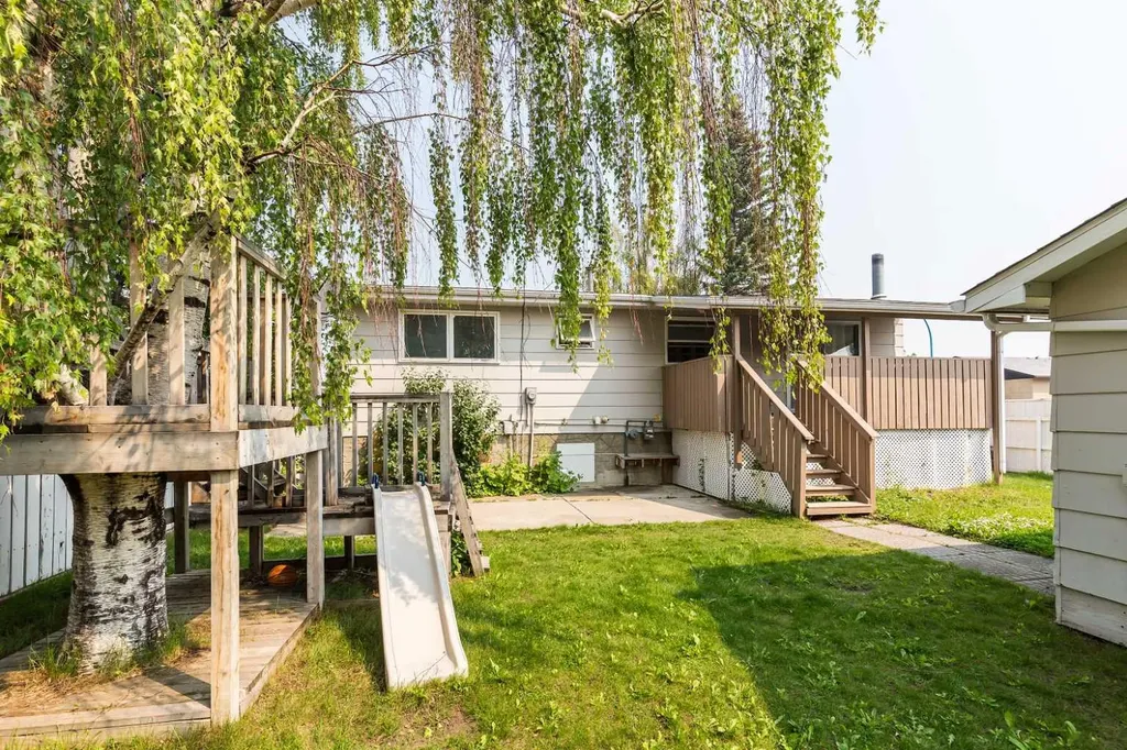 258 Mcdermott Road Coalhurst AB T0L0V0