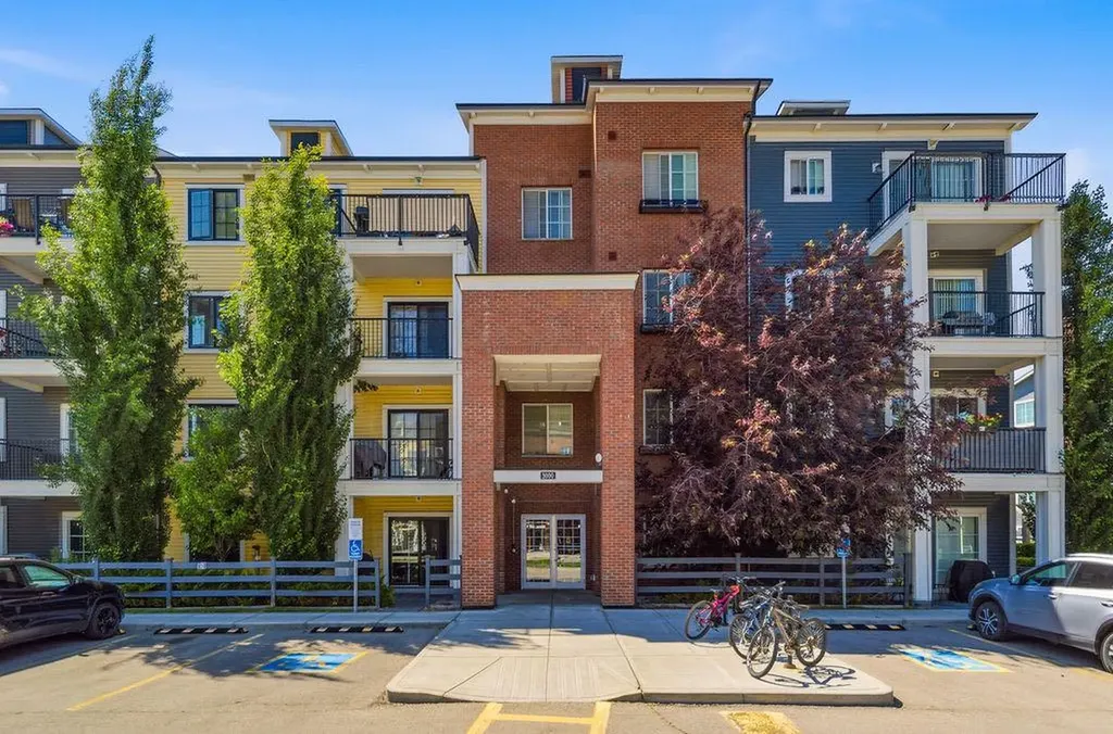 99 Copperstone Park SE Calgary AB T2Z5C9