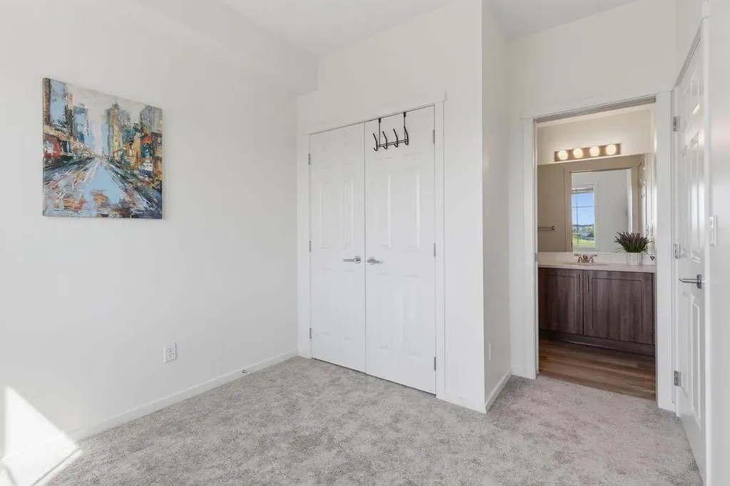 99 Copperstone Park SE Calgary AB T2Z5C9
