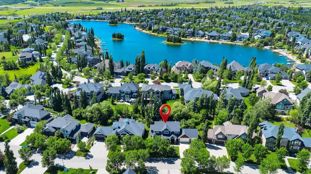 50 Heritage Lake Terrace Heritage Pointe AB T1S 4J4