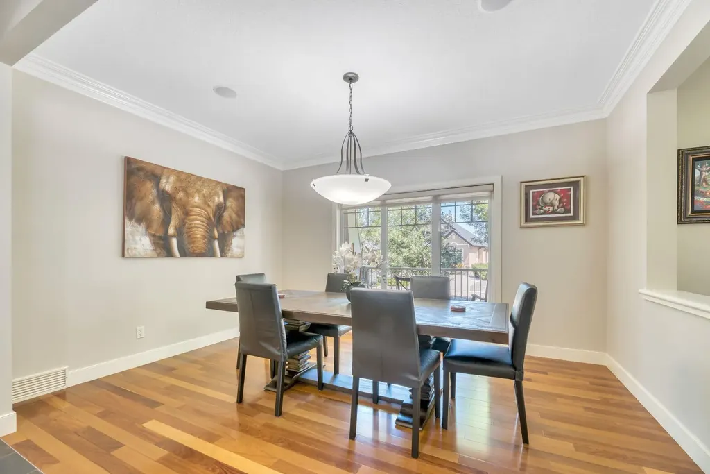 50 Heritage Lake Terrace Heritage Pointe AB T1S 4J4