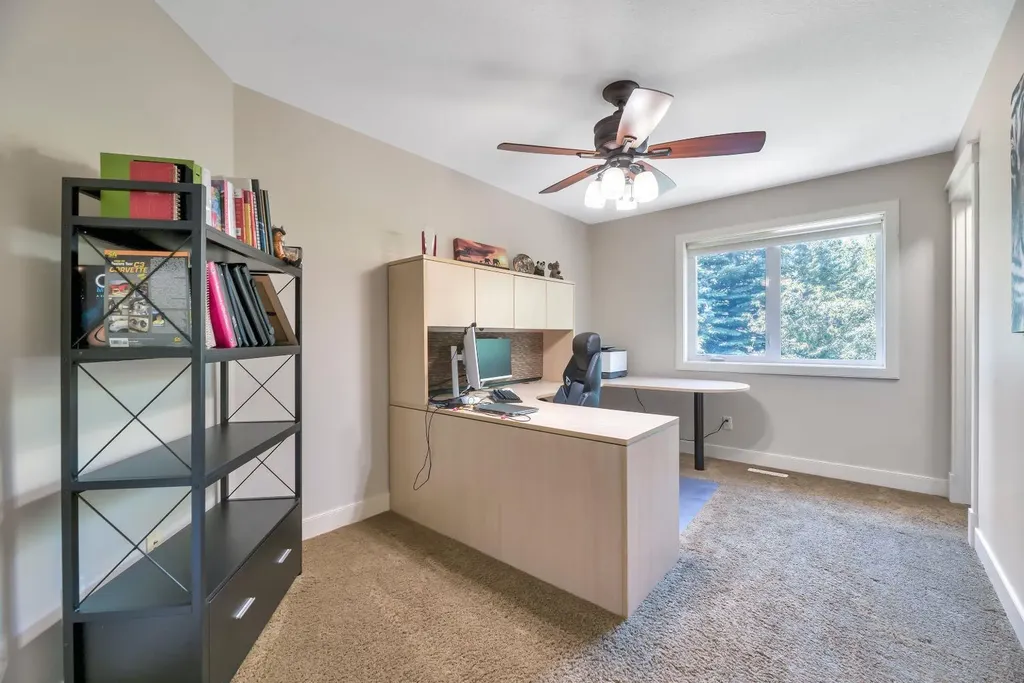 50 Heritage Lake Terrace Heritage Pointe AB T1S 4J4