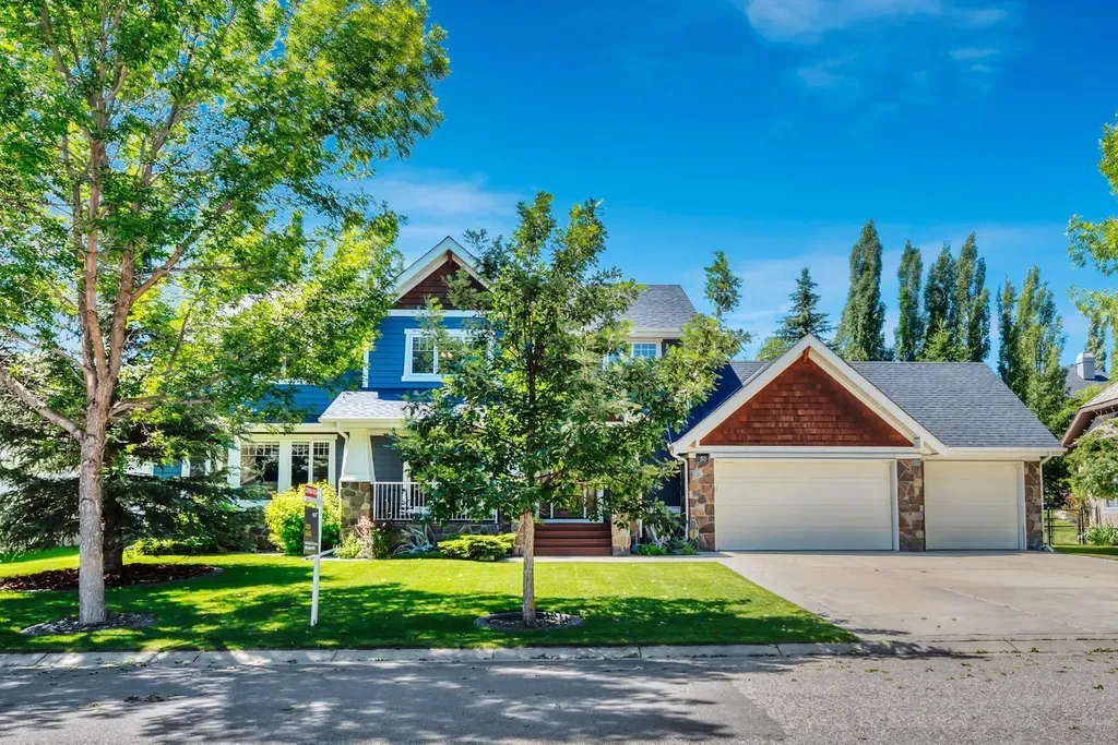 50 Heritage Lake Terrace Heritage Pointe AB T1S 4J4