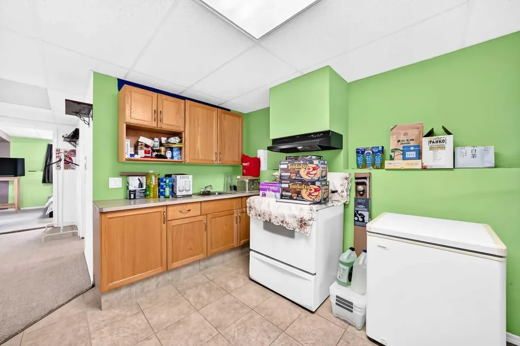 96 Covington Court NE Calgary AB T3K 4L9
