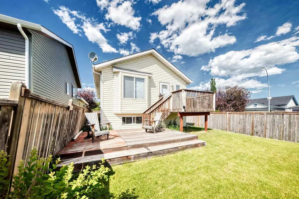96 Covington Court NE Calgary AB T3K 4L9