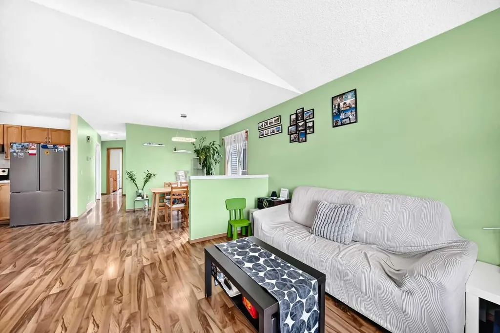 96 Covington Court NE Calgary AB T3K 4L9