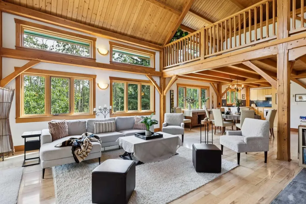 16 Highlands Place Bragg Creek AB T0L 0K0