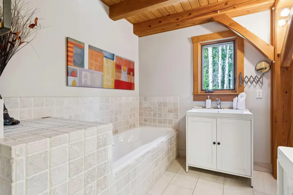 16 Highlands Place Bragg Creek AB T0L 0K0