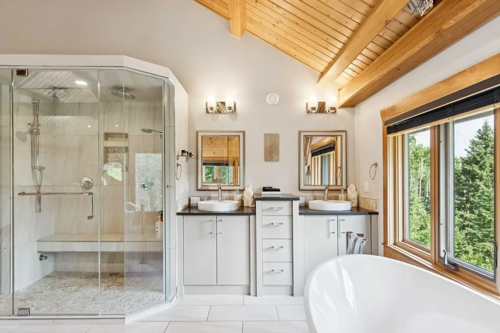 16 Highlands Place Bragg Creek AB T0L 0K0