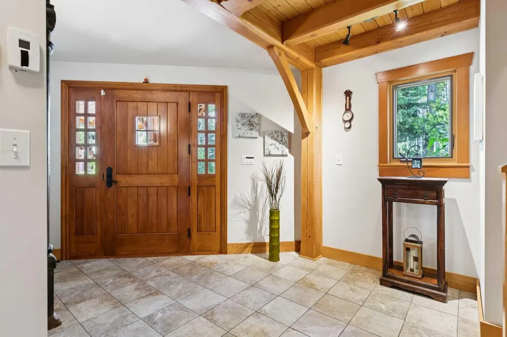 16 Highlands Place Bragg Creek AB T0L 0K0