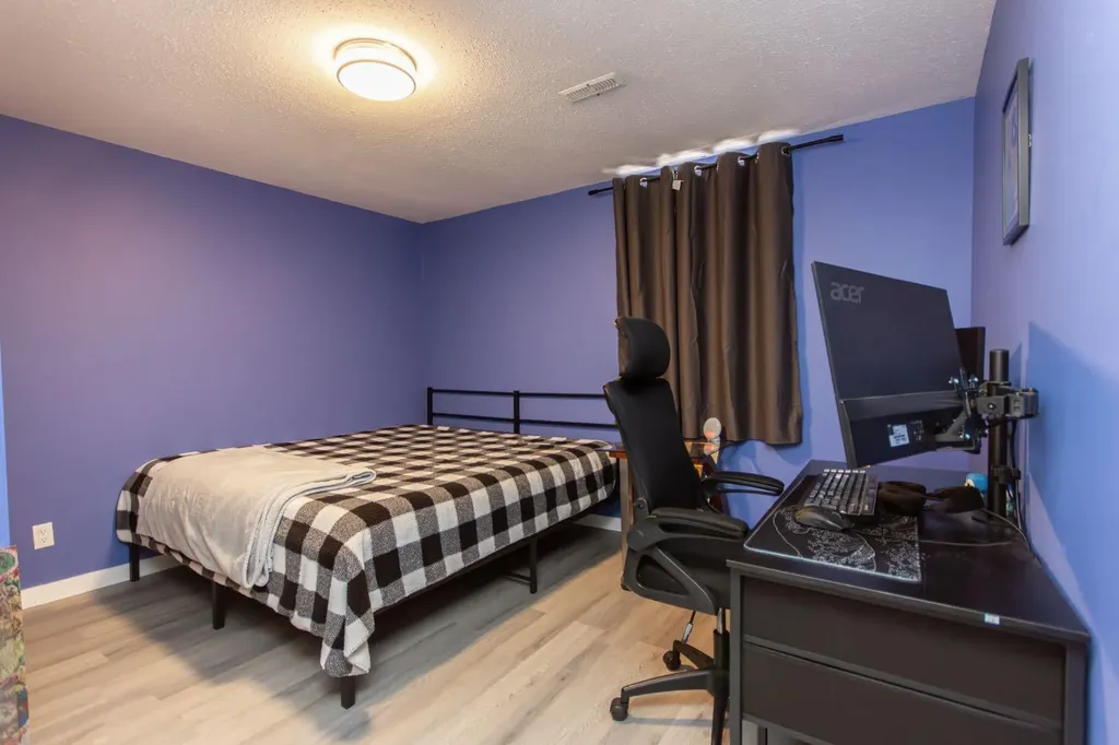 6308 61 Avenue Red Deer AB T4N 5R8