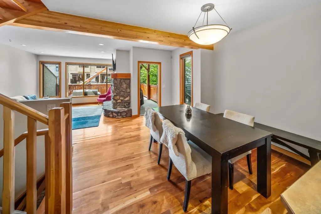 813 5th Street Canmore AB T1W 2G1